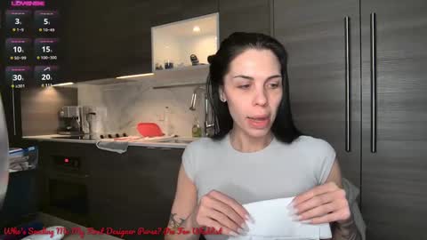 NATTY FIERROS online show from 12/25/24, 03:06