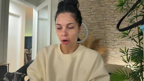 Snapshot of nattywithoutdaddy chatting on 12/03/25, 07:23 NATTY FIERROS online show from 12/03/25, 07:23