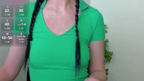 Snapshot of natural_form chatting on 11/02/25, 12:51 peach online show from 11/02/25, 12:51