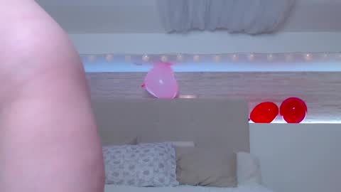 Meri online show from 02/12/25, 02:21