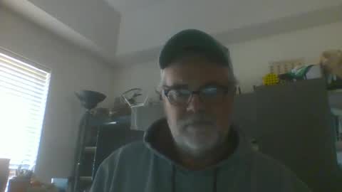 Snapshot of naturalchef69 chatting on 10/25/25, 04:02 naturalchef69 online show from 10/25/25, 04:02