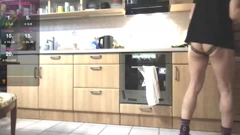 Nature online show from 03/12/25, 05:07