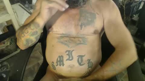 Snapshot of naturenaked chatting on 01/01/25, 01:15 NatureNaked online show from 01/01/25, 01:15