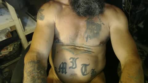 Snapshot of naturenaked chatting on 01/04/25, 03:39 NatureNaked online show from 01/04/25, 03:39