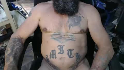 Snapshot of naturenaked chatting on 09/19/25, 12:17 NatureNaked online show from 09/19/25, 12:17