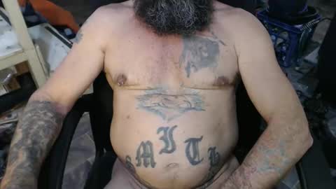 Snapshot of naturenaked chatting on 09/27/25, 06:18 NatureNaked online show from 09/27/25, 06:18