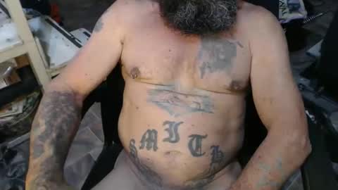 Snapshot of naturenaked chatting on 10/15/25, 04:29 NatureNaked online show from 10/15/25, 04:29