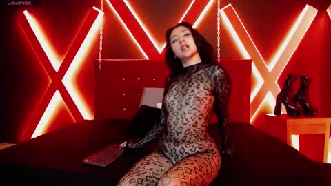 natuxxa online show from 11/23/25, 03:50