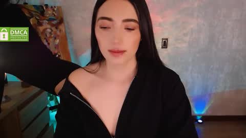 Natalia  Valeria online show from 11/29/25, 10:29