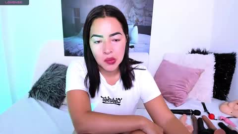 Snapshot of naty_07 chatting on 03/02/25, 02:32 Natalia online show from 03/02/25, 02:32