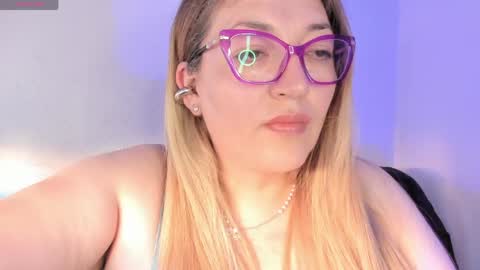 Snapshot of naty__mature_ chatting on 06/08/26, 06:30 Nataly online show from 06/08/26, 06:30
