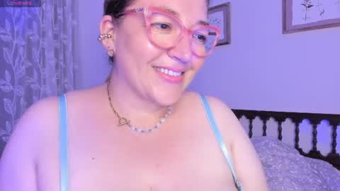 Snapshot of naty__mature_ chatting on 07/03/26, 07:31 Nataly online show from 07/03/26, 07:31