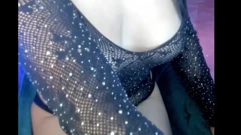 Snapshot of naty_nattty chatting on 09/23/25, 05:21 Natalia online show from 09/23/25, 05:21
