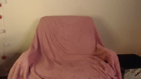 Nataly online show from 12/20/25, 08:16