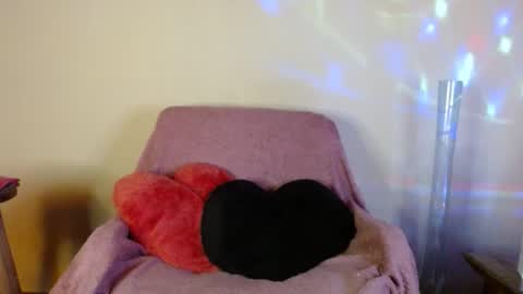 Snapshot of naty_naturalgirl chatting on 06/04/26, 06:47 Nataly online show from 06/04/26, 06:47