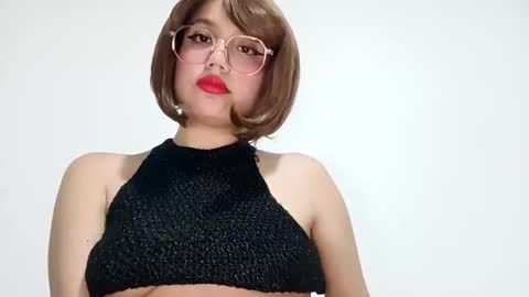 Snapshot of natybratt chatting on 11/09/25, 07:06 Naty online show from 11/09/25, 07:06