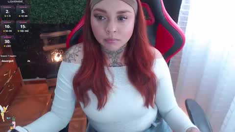 Sofia  IG Natykors08 online show from 12/15/25, 07:07