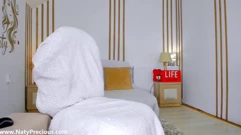 Snapshot of natyprecious chatting on 02/12/25, 01:59 NatyPrecious online show from 02/12/25, 01:59