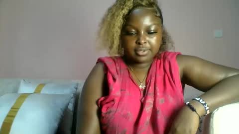 Snapshot of naughti_garlie chatting on 05/25/26, 11:16 naughti_garlie online show from 05/25/26, 11:16
