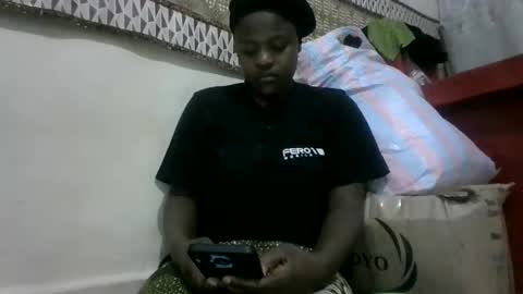 Snapshot of naughty011 chatting on 12/02/24, 06:09 nauhgty011 online show from 12/02/24, 06:09