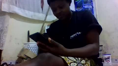 Snapshot of naughty011 chatting on 12/02/24, 09:13 nauhgty011 online show from 12/02/24, 09:13