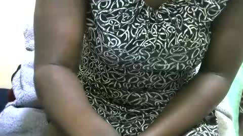 Snapshot of naughty011 chatting on 12/03/24, 06:37 nauhgty011 online show from 12/03/24, 06:37