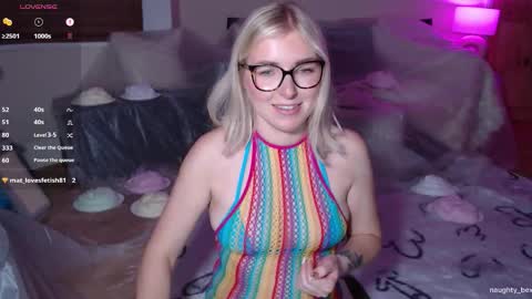 Snapshot of naughty__bex chatting on 11/04/25, 09:36 Bex currently on maternity leave online show from 11/04/25, 09:36