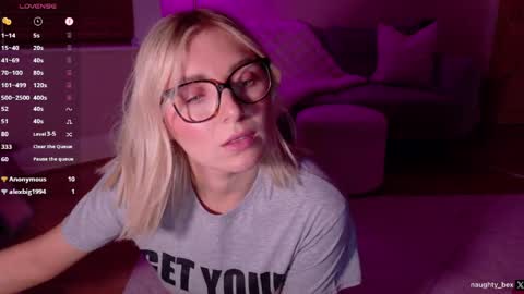 Bex currently on maternity leave online show from 04/05/26, 08:17