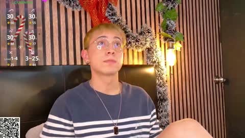 Snapshot of naughty__chris chatting on 12/16/24, 03:43 Christopher Chris online show from 12/16/24, 03:43