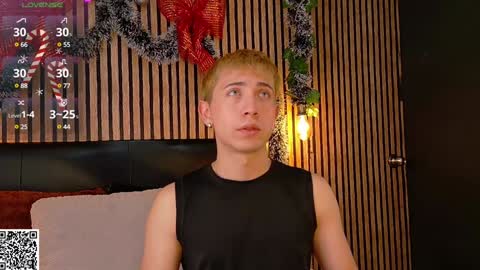 Snapshot of naughty__chris chatting on 12/17/24, 12:43 Christopher Chris online show from 12/17/24, 12:43