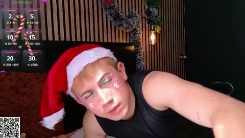 Snapshot of naughty__chris chatting on 12/17/24, 03:49 Christopher Chris online show from 12/17/24, 03:49