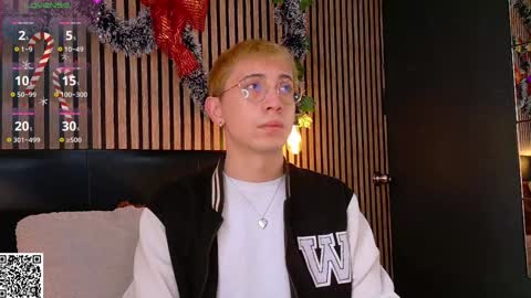 Snapshot of naughty__chris chatting on 12/21/24, 12:38 Christopher Chris online show from 12/21/24, 12:38