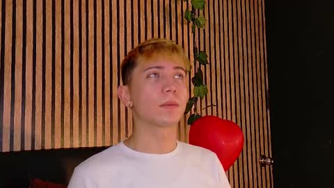 Snapshot of naughty__chris chatting on 02/20/25, 12:25 Christopher Chris online show from 02/20/25, 12:25