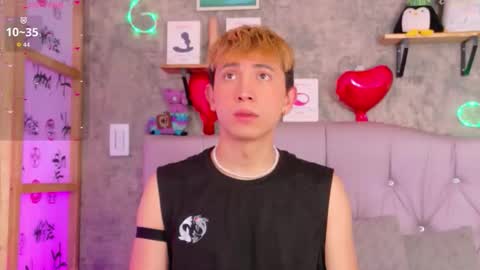 Christopher  Chris online show from 02/20/26, 01:11