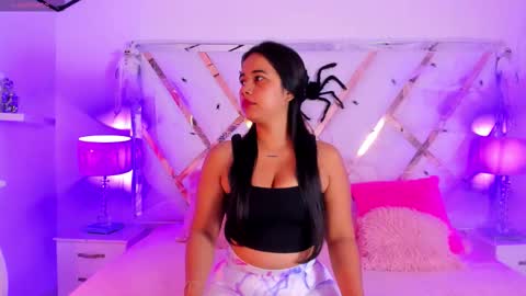 Snapshot of naughty__sara chatting on 10/17/25, 11:46 SARA online show from 10/17/25, 11:46