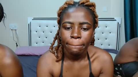 Snapshot of naughty_alexah chatting on 10/22/25, 06:46 Alexa online show from 10/22/25, 06:46