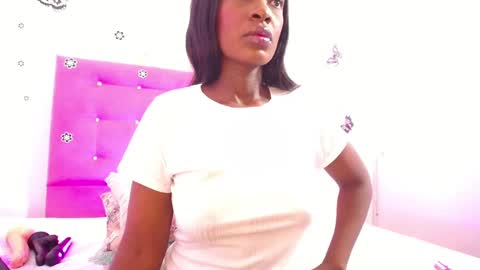 Snapshot of naughty_choko chatting on 10/29/25, 07:21 L I S S online show from 10/29/25, 07:21