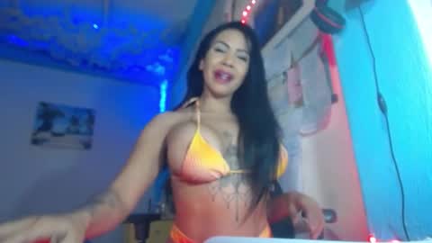 IG  erika villarroel TikTok erika thedoll online show from 12/22/24, 11:31