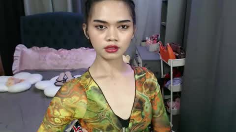 Snapshot of naughty_emmats chatting on 11/13/25, 06:34 emma online show from 11/13/25, 06:34