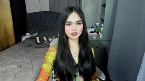 emma online show from 04/25/26, 02:14