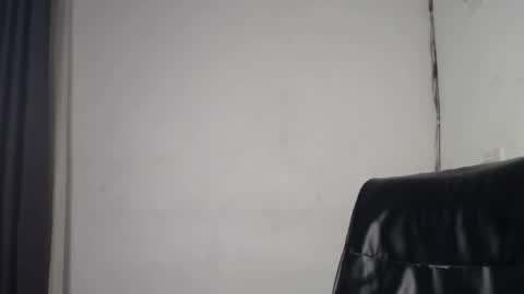 Zoey online show from 11/30/25, 11:31