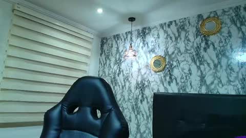 Kitten online show from 02/28/25, 11:14