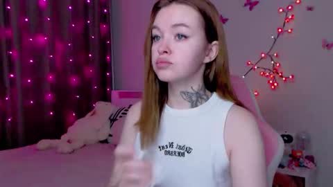 Snapshot of naughty_mablee chatting on 10/14/25, 12:11 Mable online show from 10/14/25, 12:11