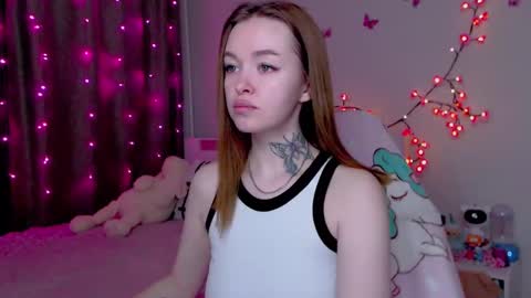 Snapshot of naughty_mablee chatting on 10/22/25, 12:22 Mable online show from 10/22/25, 12:22