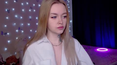 Mable online show from 03/15/26, 01:22