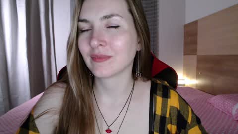 Snapshot of naughty_popa chatting on 02/08/25, 02:36 Ann online show from 02/08/25, 02:36