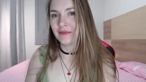 Snapshot of naughty_popa chatting on 02/20/25, 05:55 Ann online show from 02/20/25, 05:55