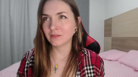 Snapshot of naughty_popa chatting on 10/04/25, 02:09 Ann online show from 10/04/25, 02:09