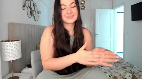 Elena online show from 07/15/26, 05:34