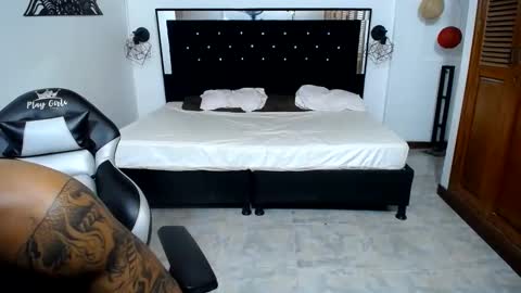 Snapshot of naughty_sebas_ chatting on 02/09/25, 06:26 SEBAS online show from 02/09/25, 06:26